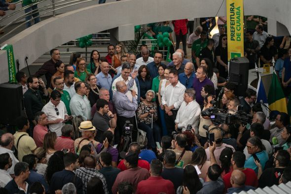 Prefeitura de Cuiab | Inaugurao do Mercado do Porto: autoridades polticas prestigiam entrega h muito aguardada pelos feirantes e destacam empenho da gesto