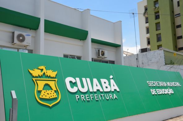 Prefeitura de Cuiab | Secretaria de Educao orienta unidades rurais a adotarem medidas preventivas contra as queimadas