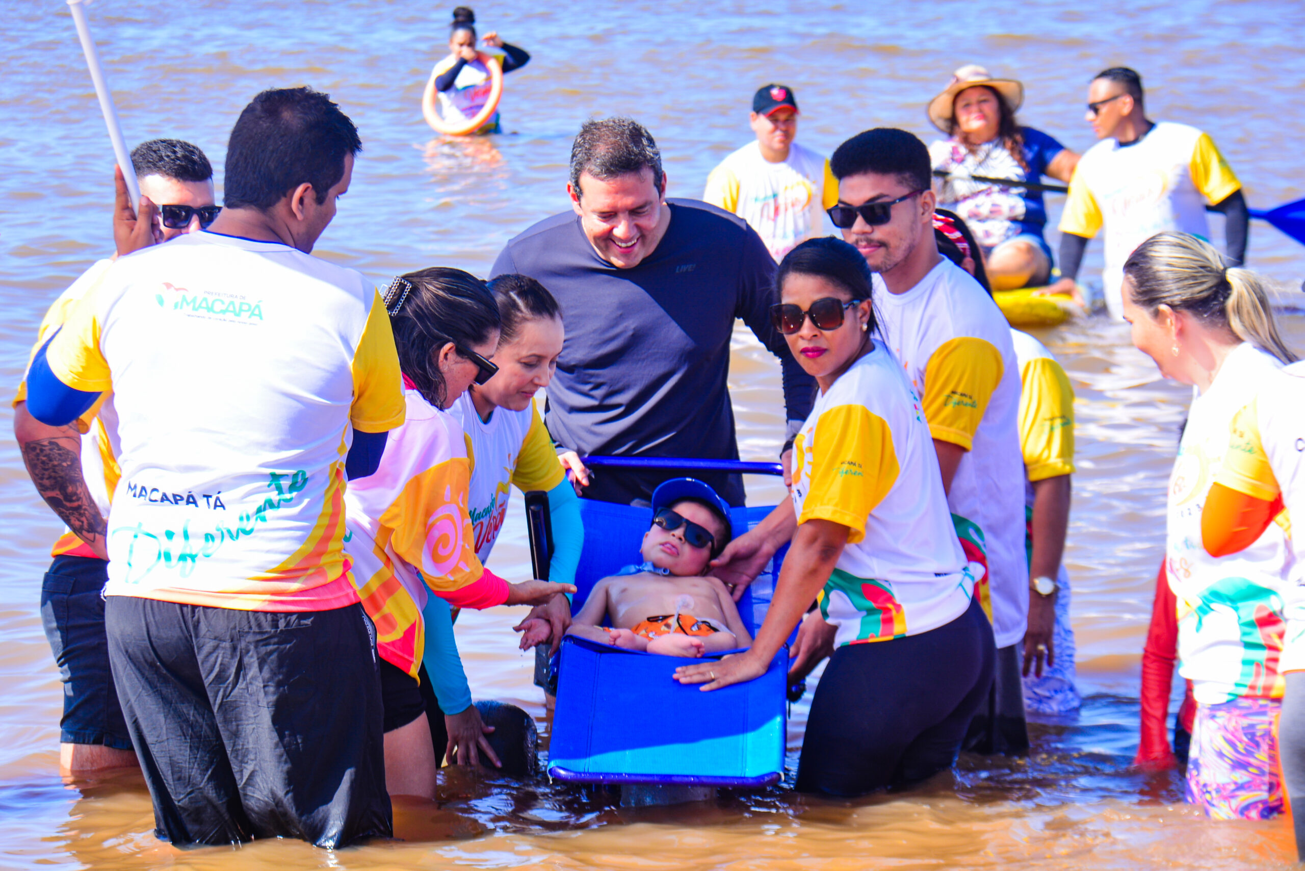 projeto realiza sonhos e leva emoção à banhistas na Praia da Fazendinha – Prefeitura Municipal de Macapá