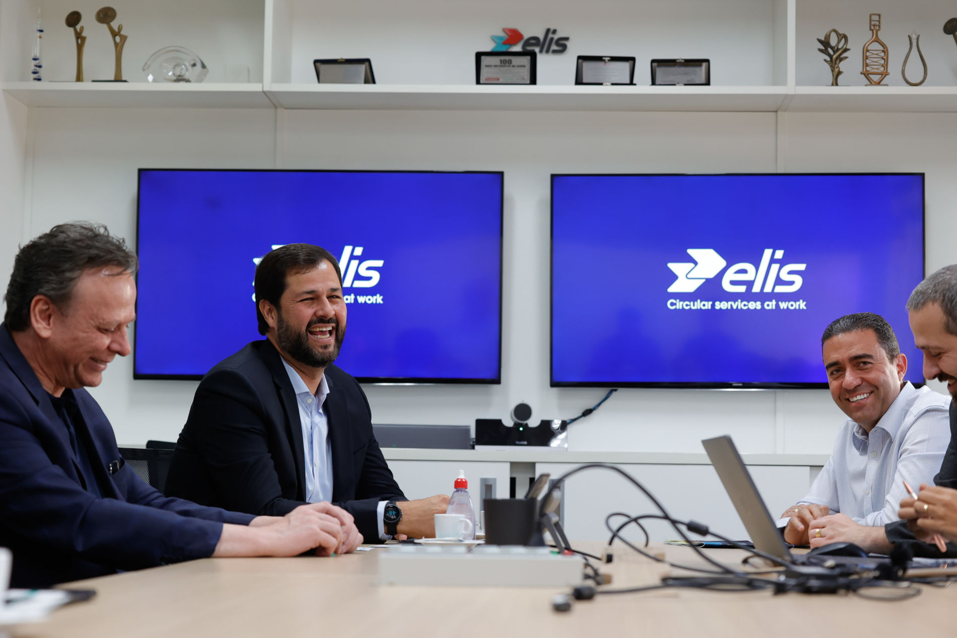 Empregabilidade é tema de encontro entre prefeito e executivos do Grupo Elis
