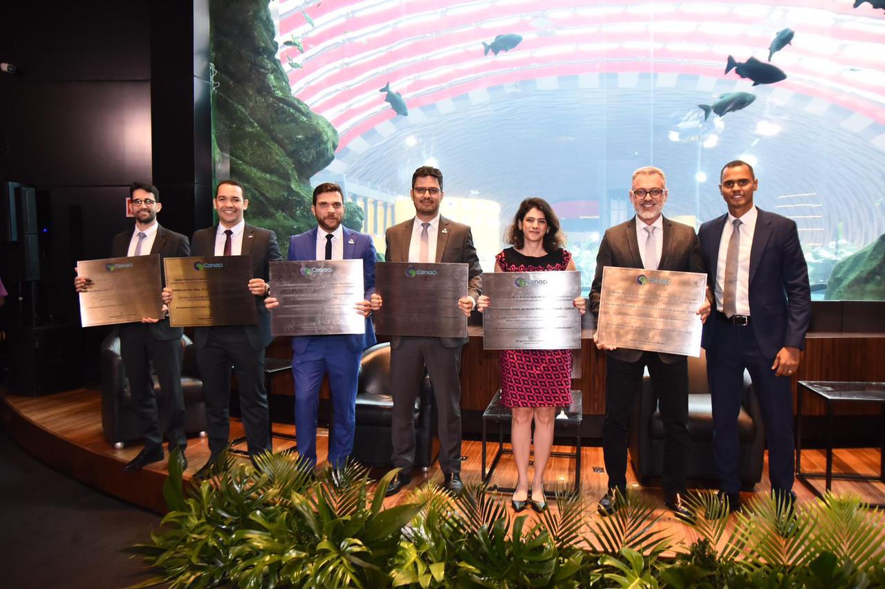 Controladoria Geral do Município recebe homenagem por aplicação da Lei Anticorrupção - Prefeitura da Cidade do Rio de Janeiro