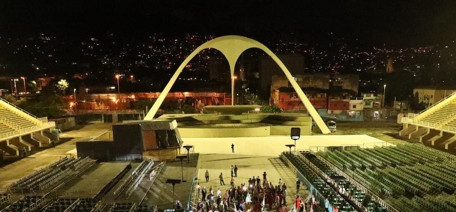 CET-Rio monta esquema de trânsito para evento religioso na Praça da Apoteose - Prefeitura da Cidade do Rio de Janeiro