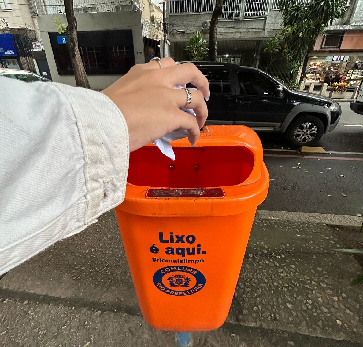 Carioca poderá adotar papeleiras e dar mais visibilidade aos seus produtos - Prefeitura da Cidade do Rio de Janeiro