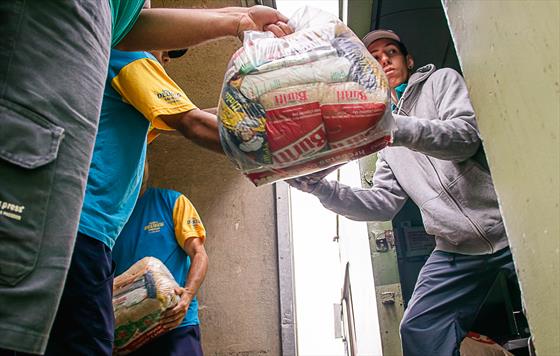 Curitiba envia ajuda humanitria para Rio Branco do Sul nesta quinta-feira
