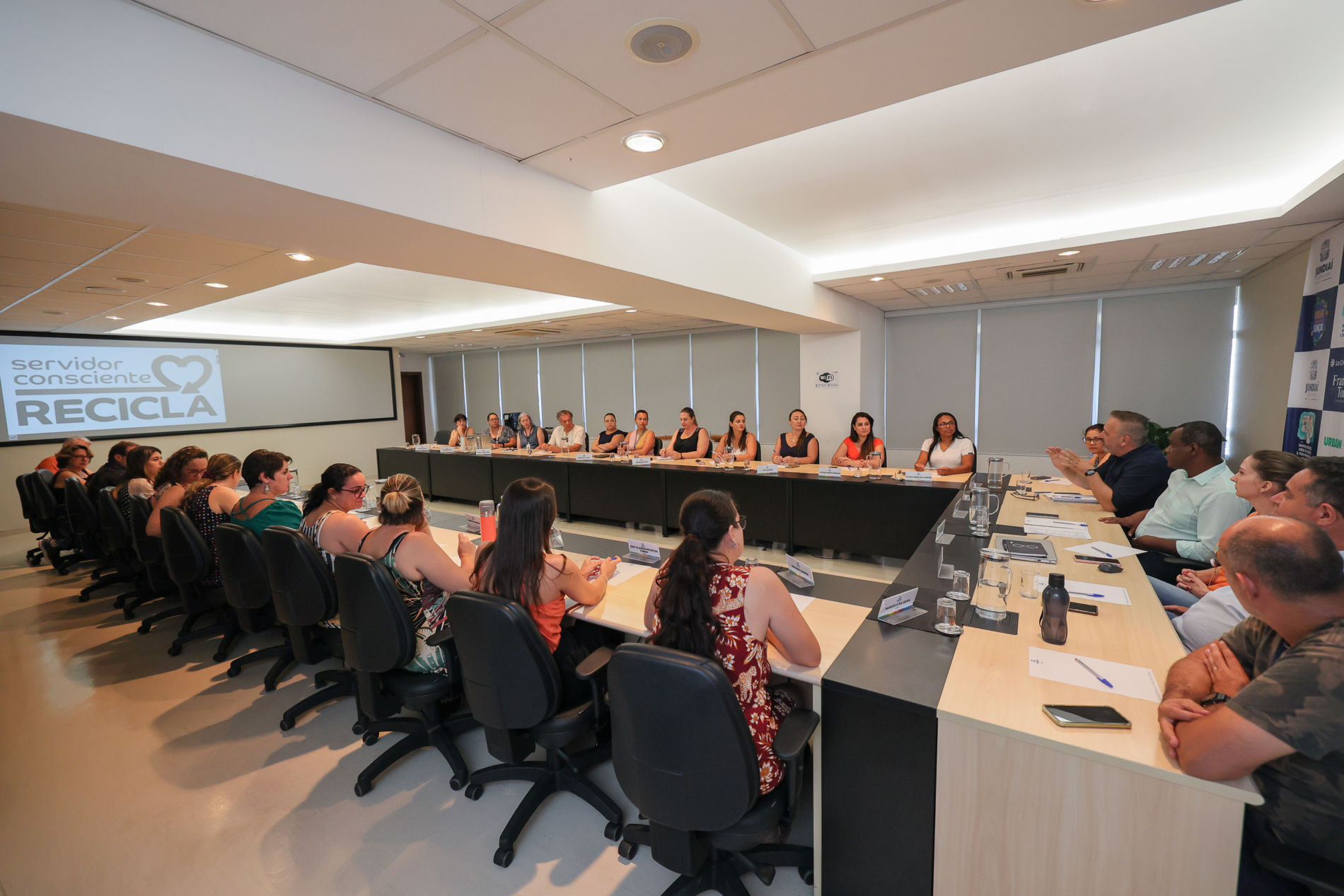 Multiplicadores discutem os próximos passos do programa Servidor Consciente Recicla