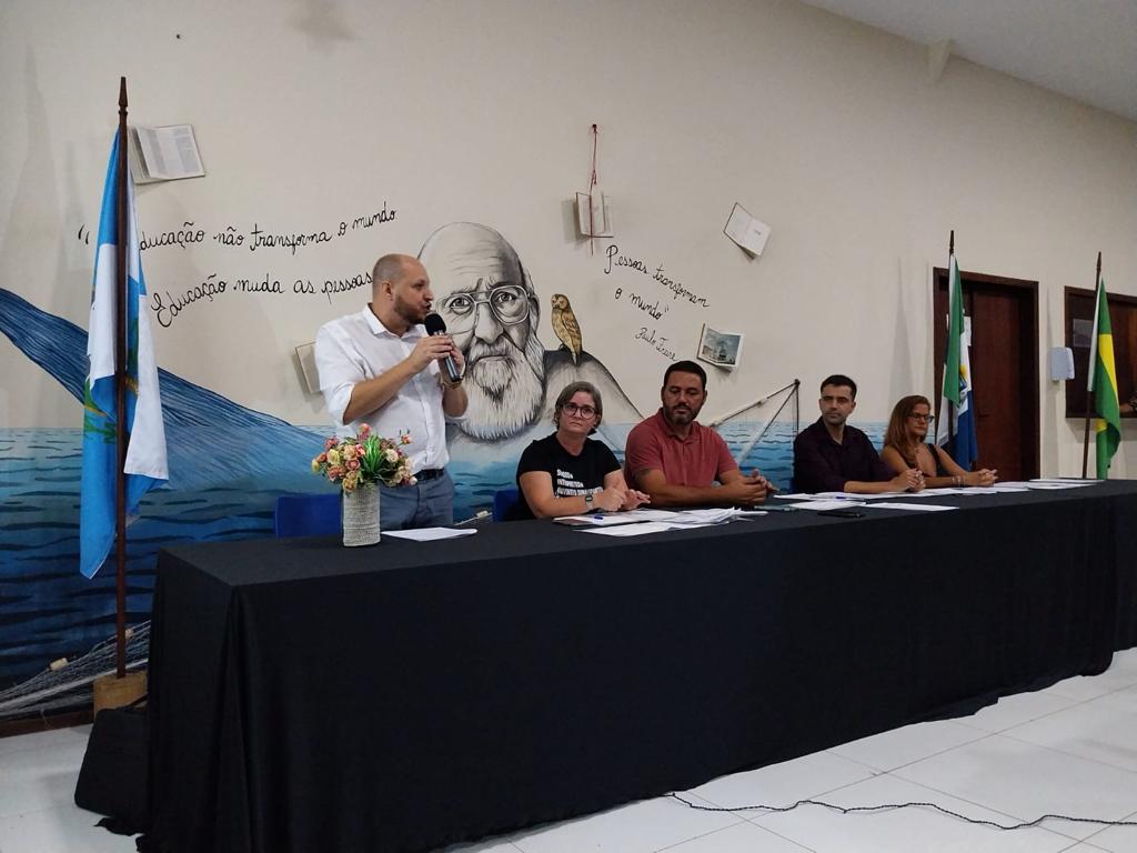 Centro Municipal de idiomas realiza formatura de 140  estudantes