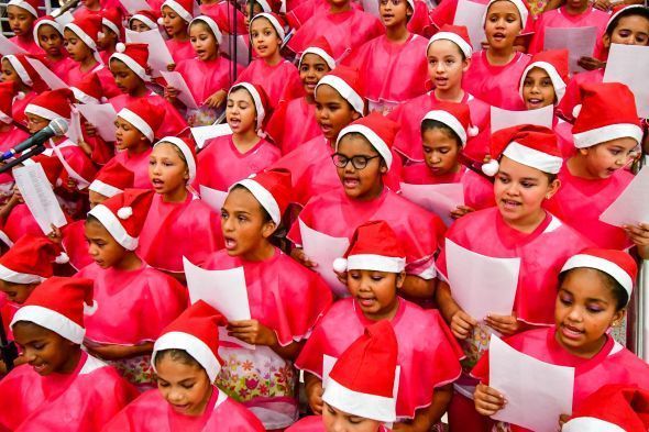 Prefeitura de Cuiab | Clssicos de Natal e MPB integram repertrio dos corais Simininas e da UFMT neste domingo (10), Lanamenro do Natal da Gente ser s 19h