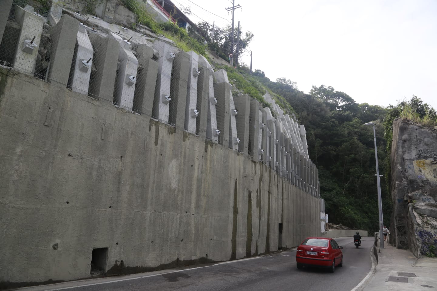 Prefeitura investe em obras de contenção de encostas para minimizar os impactos das chuvas - Prefeitura da Cidade do Rio de Janeiro