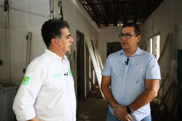 Prefeitura de Cuiab | Prefeito de Cuiab nomeia doutor em Qumica para gerenciar SMS e anuncia Juares Samaniego como novo diretor-geral da ECSP