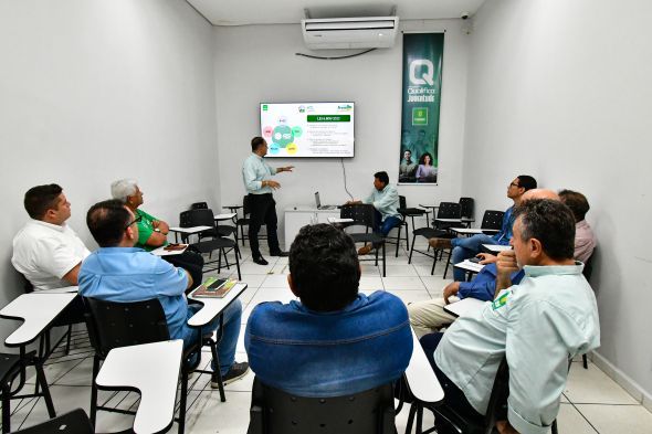 Prefeitura de Cuiab | Secretrio alinha parceria estratgica para fomentar o setor agropecurio atravs do programa Agro da Gente