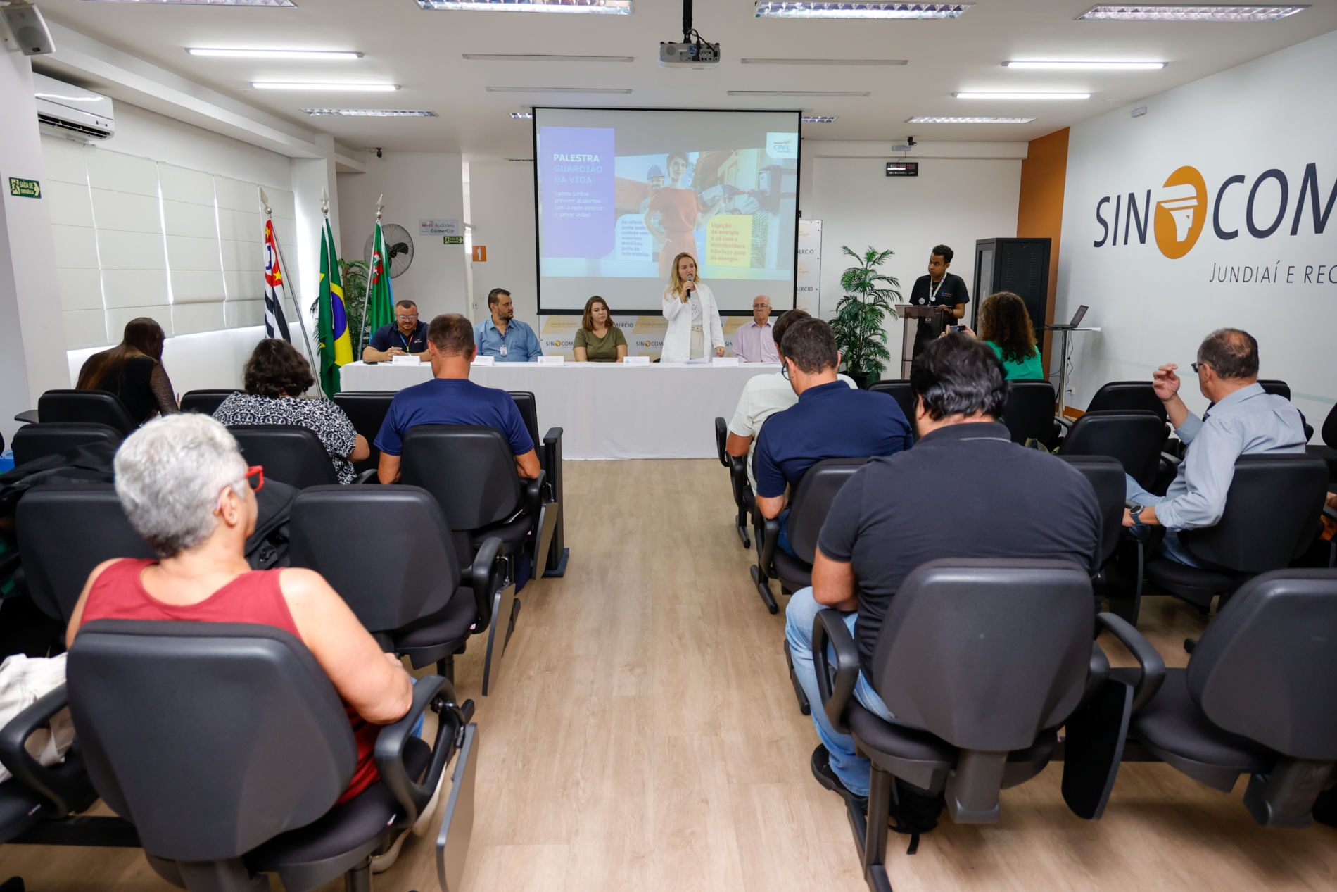 Comus e CISTT realizam evento sobre acidentes envolvendo rede elétrica