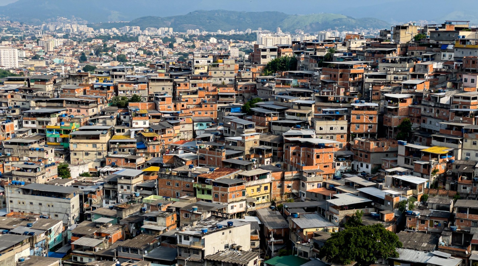 Secretaria de Habitação inscreve obras de urbanização do Alemão no Novo PAC Periferias Vivas  - Prefeitura da Cidade do Rio de Janeiro